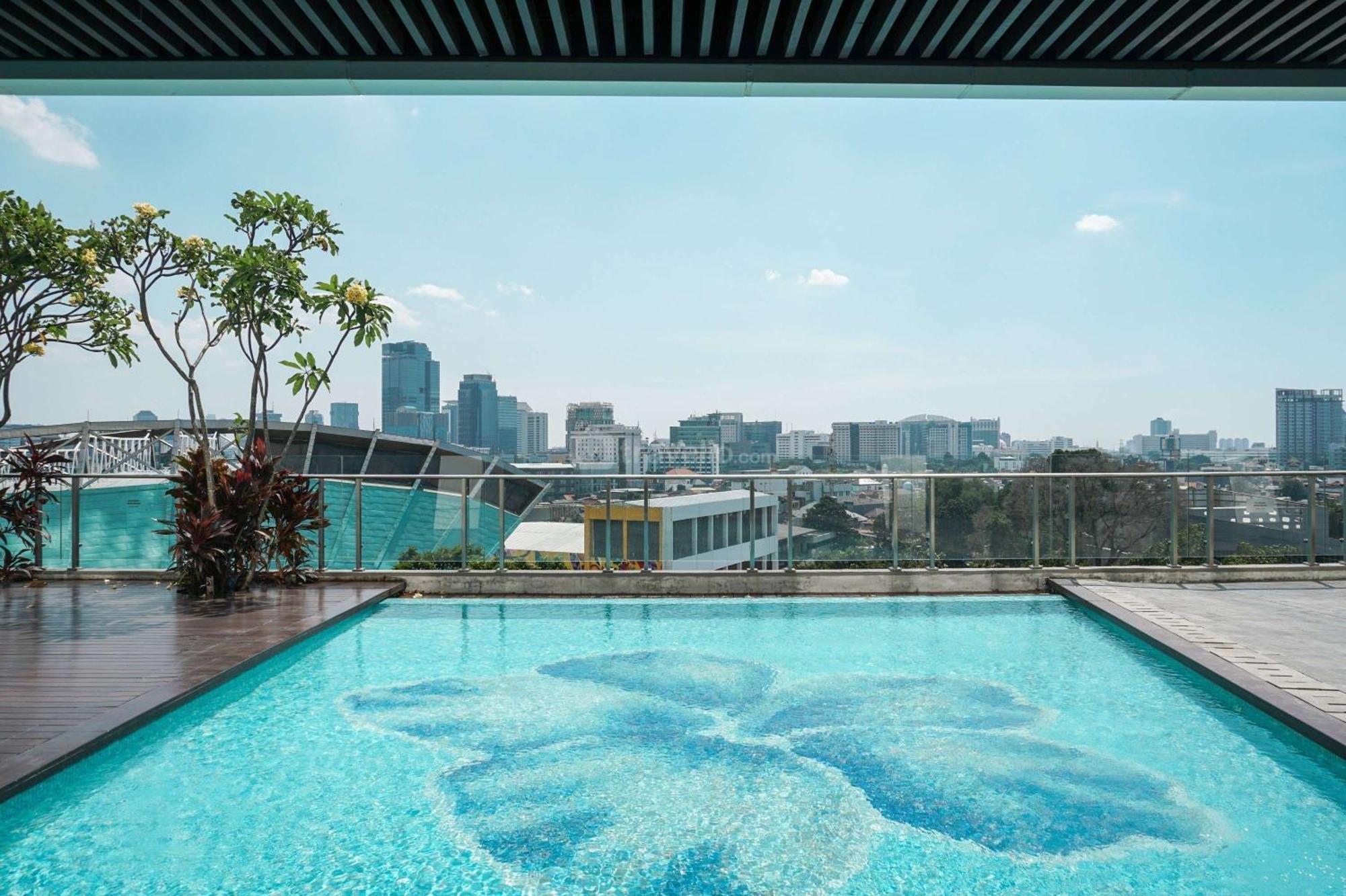 Good Choice And Elegant Menteng Park By Travelio * Jakarta
