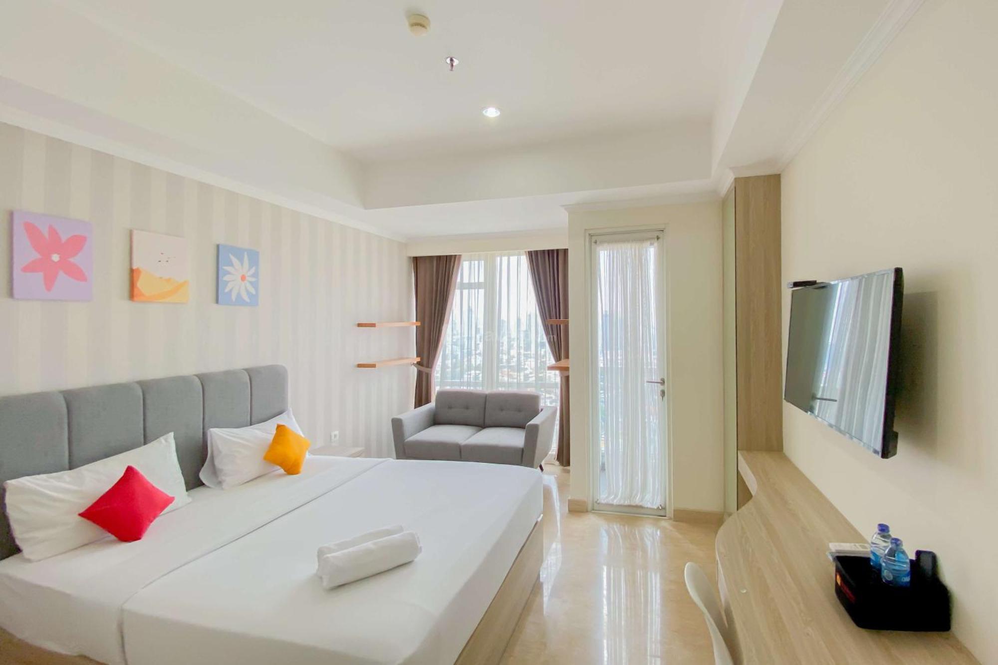 Good Choice And Elegant Menteng Park By Travelio Jakarta